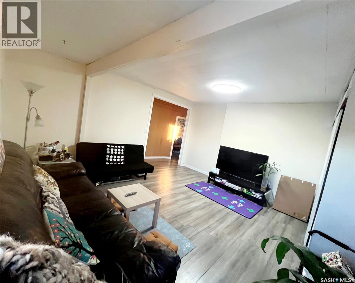 












40 Centre STREET

,
Fox Valley,




Saskatchewan
S0N0V0

