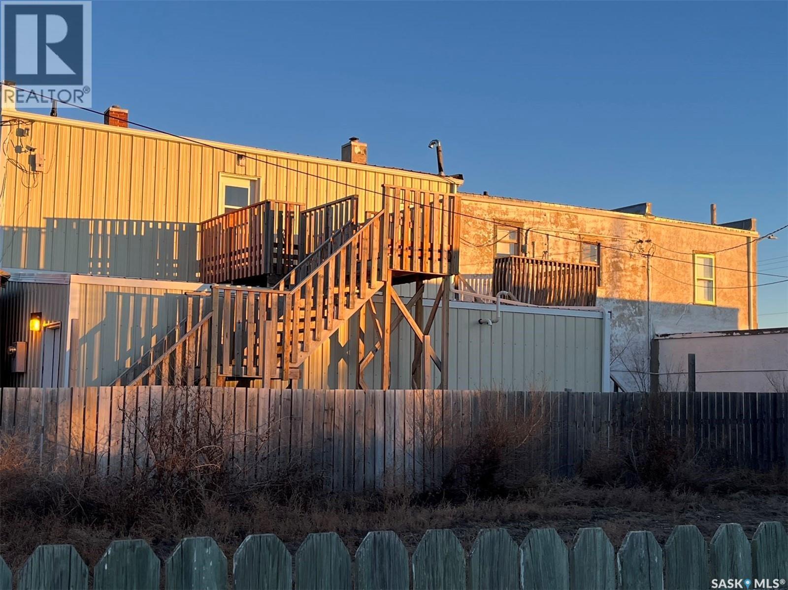 












40 Centre STREET

,
Fox Valley,




Saskatchewan
S0N0V0

