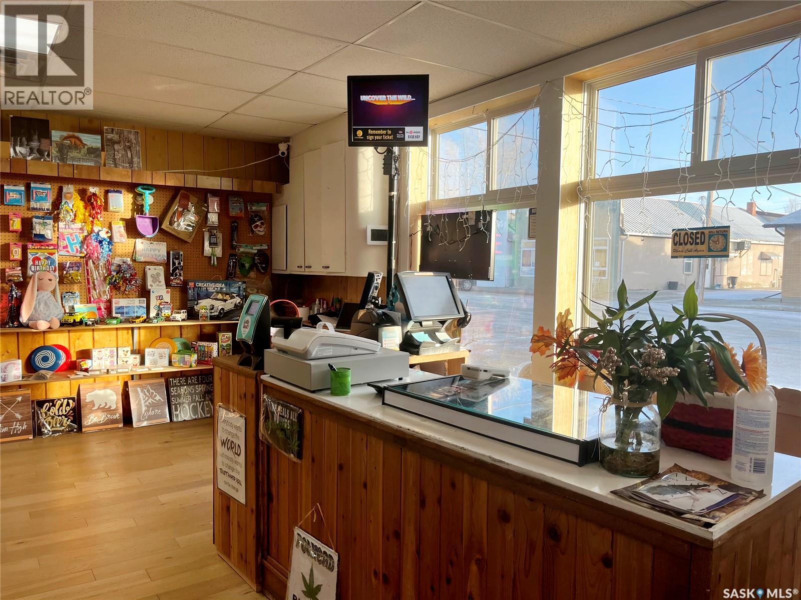 












40 Centre STREET

,
Fox Valley,




Saskatchewan
S0N0V0

