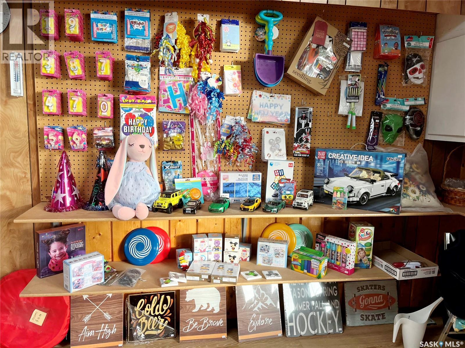 












40 Centre STREET

,
Fox Valley,




Saskatchewan
S0N0V0

