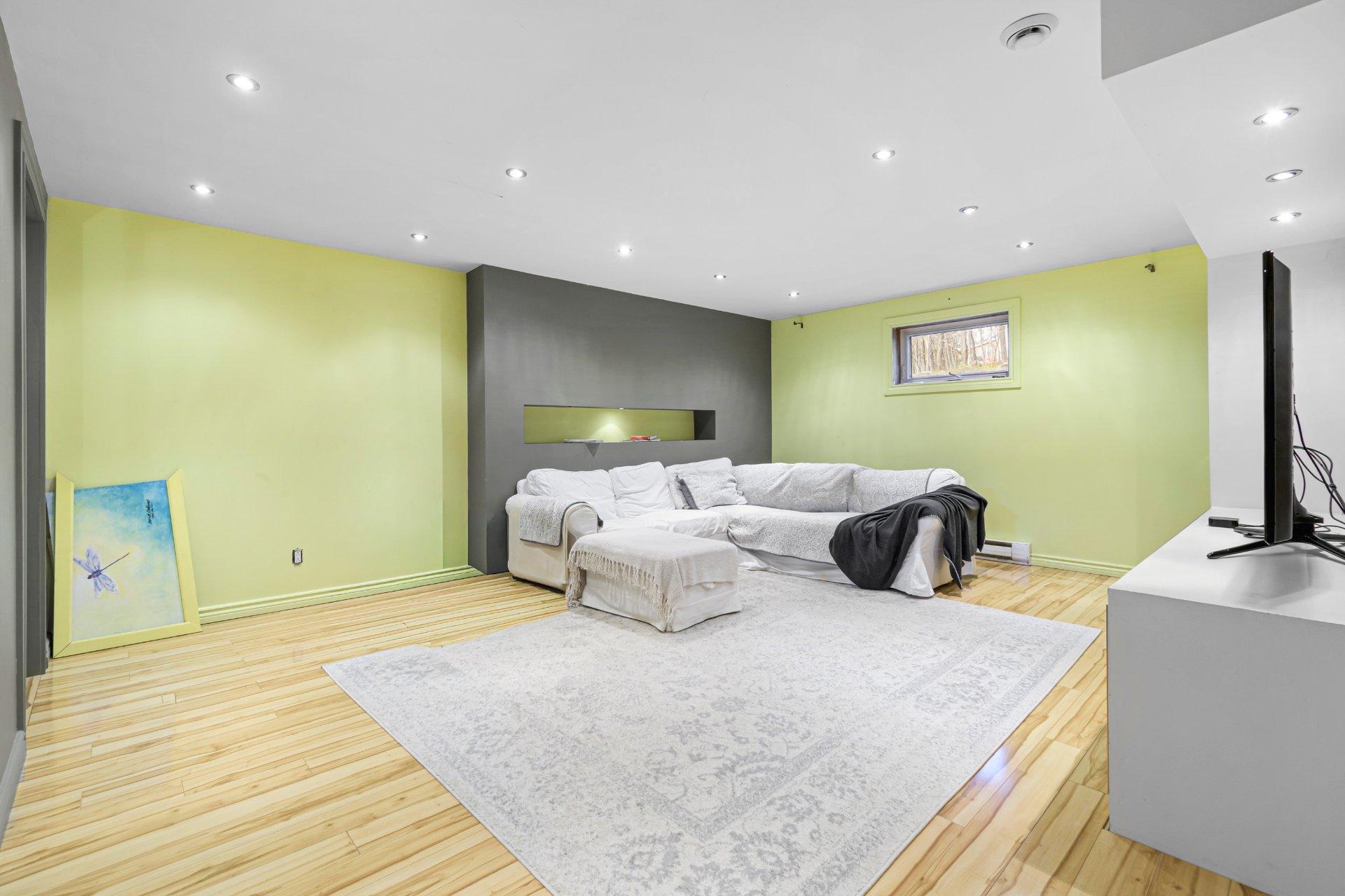 









18


Rue du Vieux-Verger

,
Brownsburg-Chatham,




QC
J8G2R1

