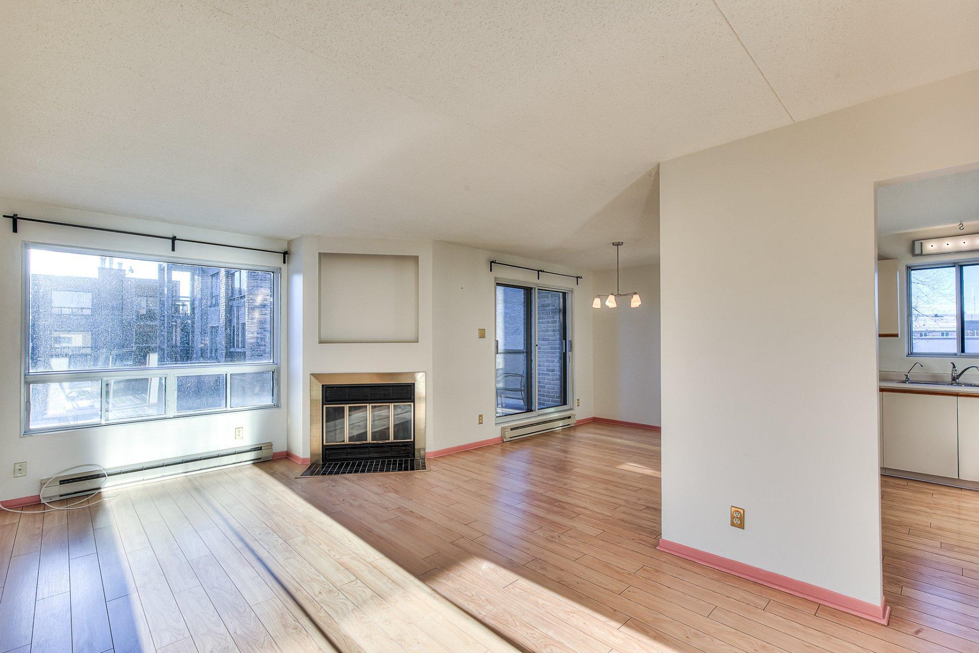 









11113


Rue Meighen

, 3,
Montréal (Pierrefonds-Roxboro),




QC
H8Y3H7

