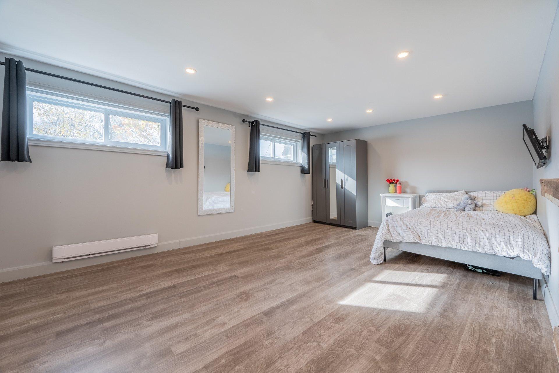 









187


Rue Émond

,
Varennes,




QC
J3X1C2

