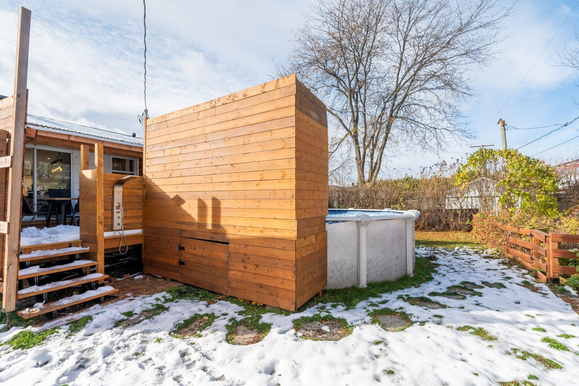 









187


Rue Émond

,
Varennes,




QC
J3X1C2

