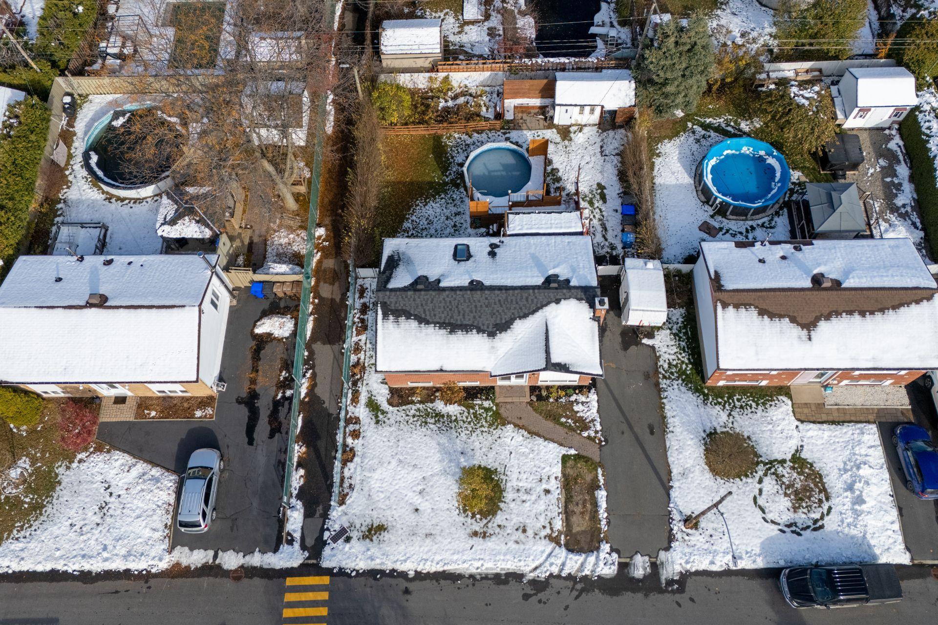 









187


Rue Émond

,
Varennes,




QC
J3X1C2

