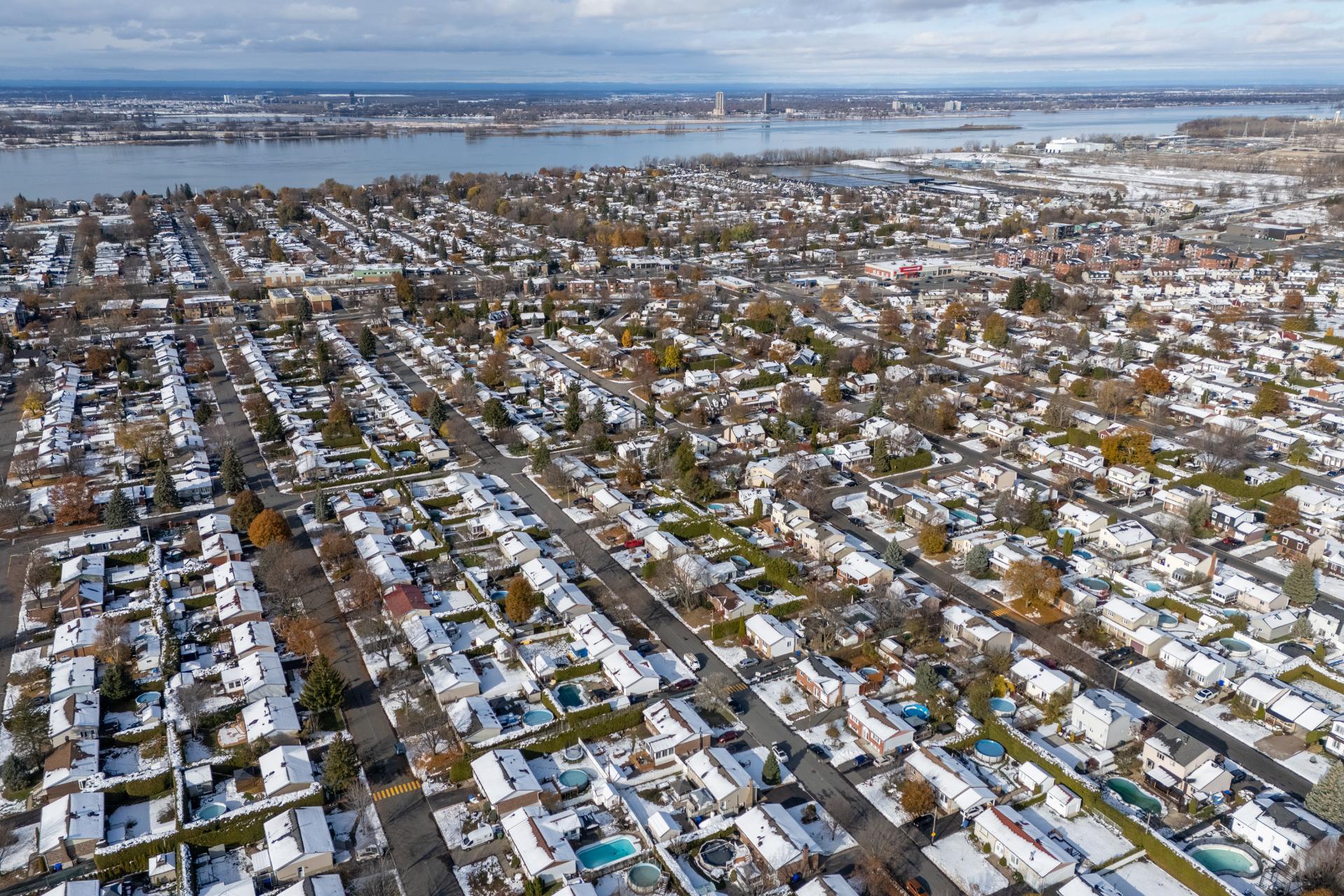 









187


Rue Émond

,
Varennes,




QC
J3X1C2

