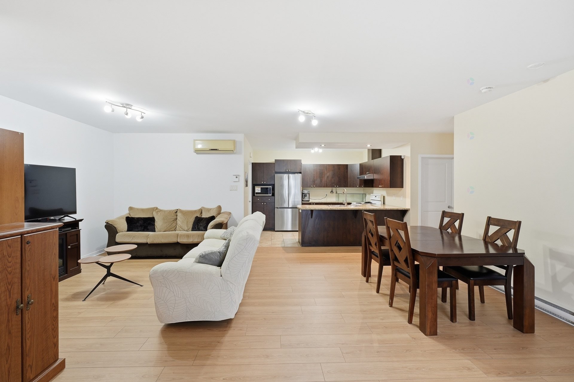 









41


Rue de Bruxelles

, 8,
Gatineau (Aylmer),




QC
J9J0M7

