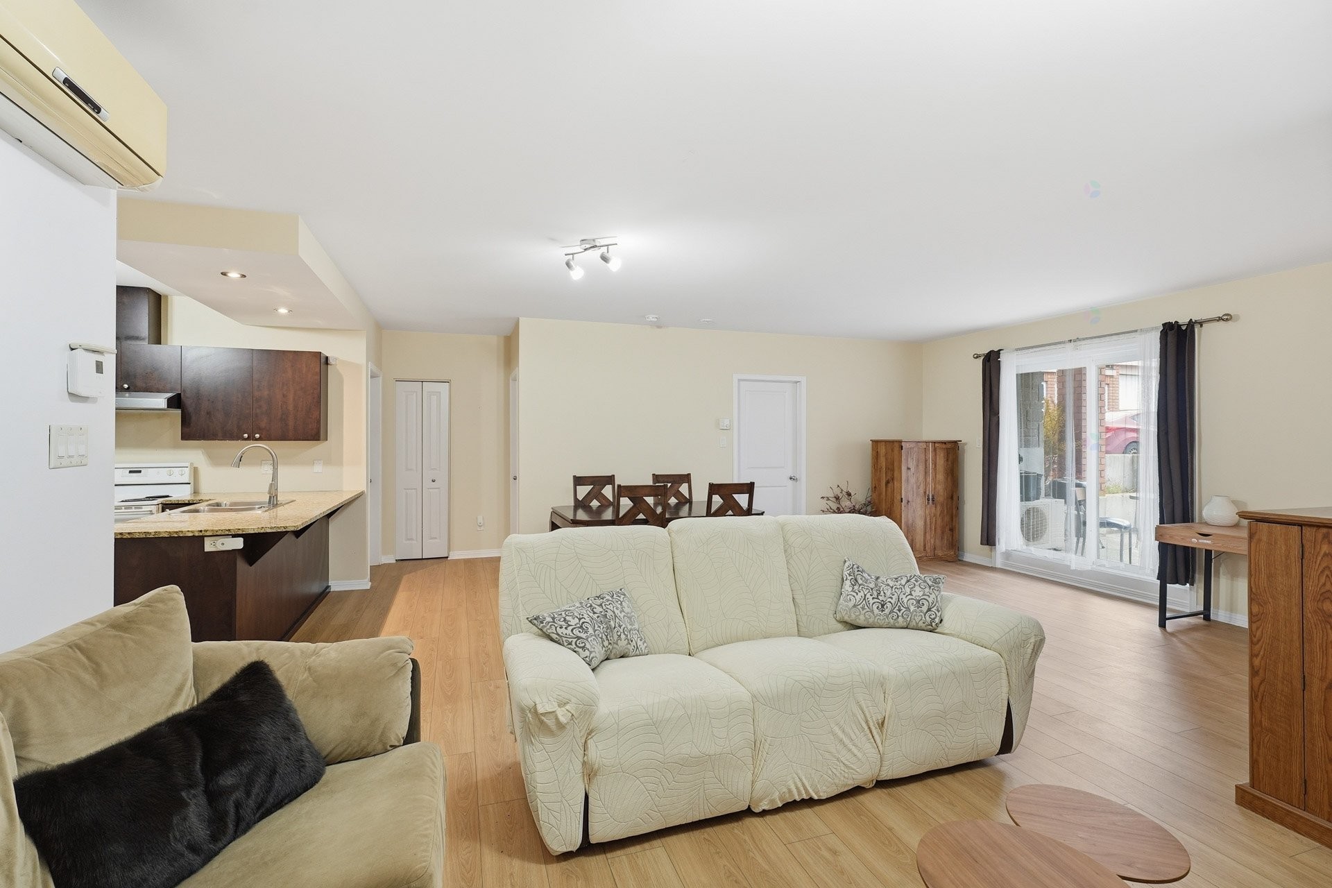 









41


Rue de Bruxelles

, 8,
Gatineau (Aylmer),




QC
J9J0M7

