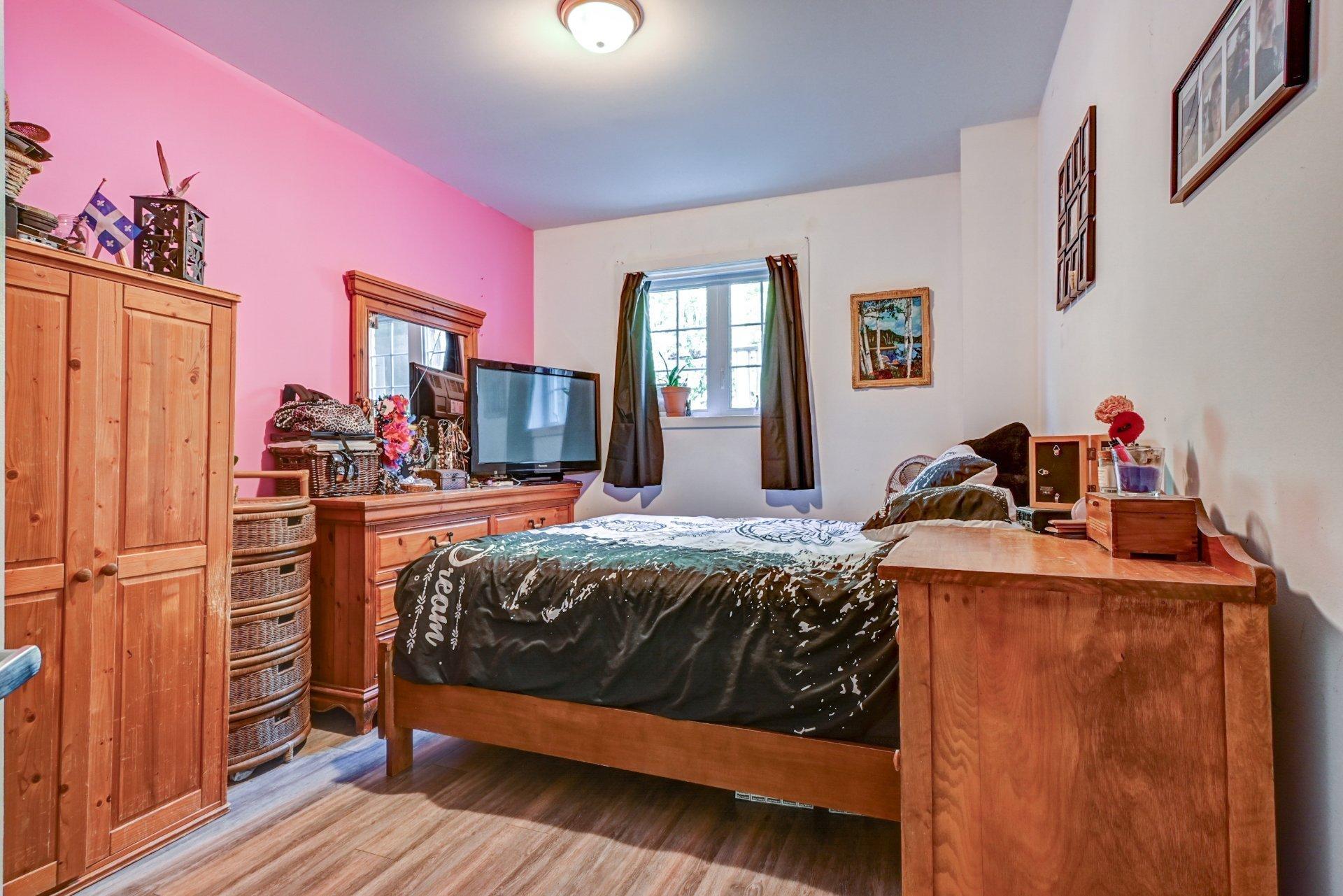 









375


Rue des Érables

,
Brownsburg-Chatham,




QC
J8G2Y3

