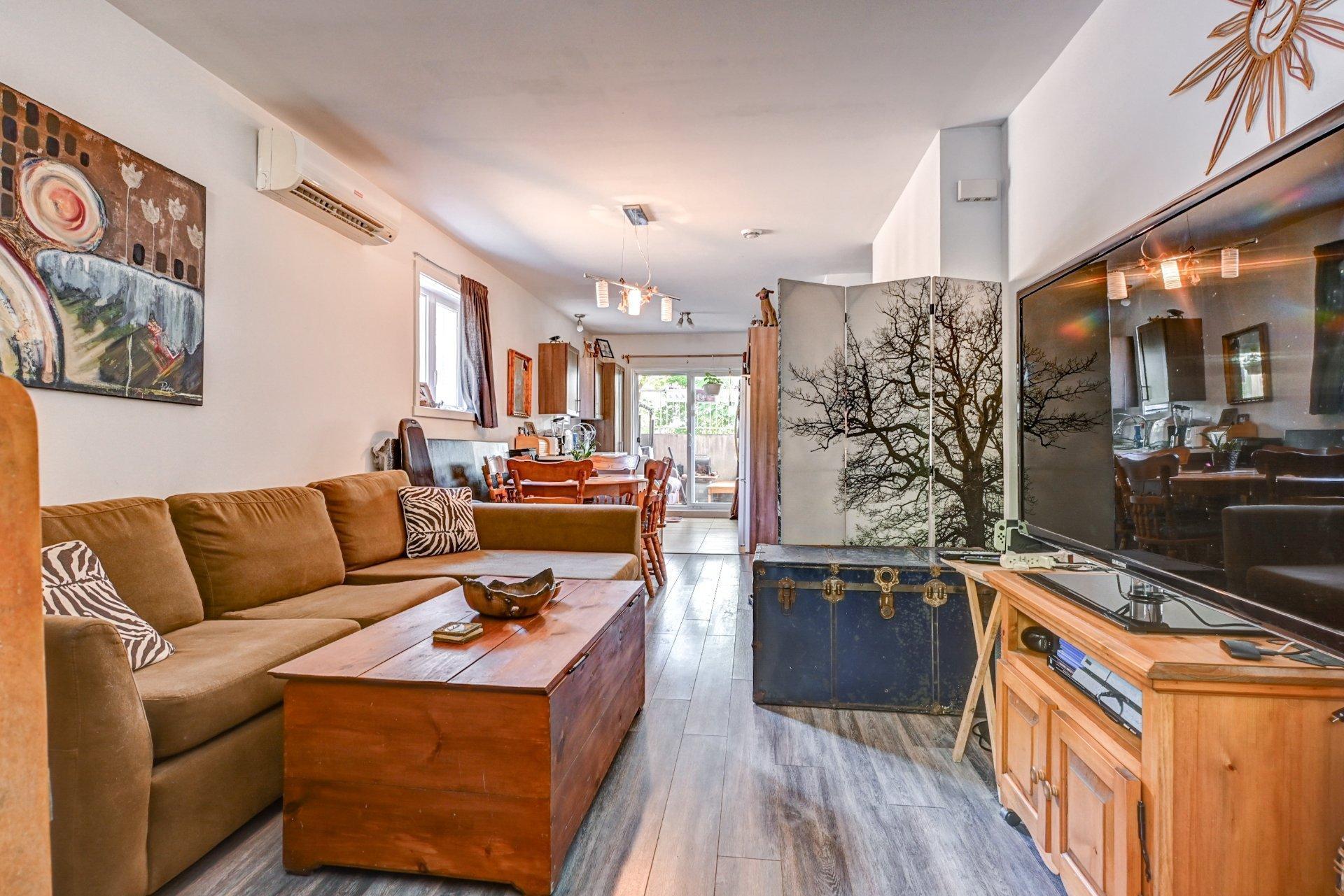 









375


Rue des Érables

,
Brownsburg-Chatham,




QC
J8G2Y3

