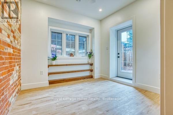 












2 - 378 NELSON STREET

,
Stratford,




Ontario
N5A2K8

