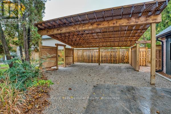 












2 - 378 NELSON STREET

,
Stratford,




Ontario
N5A2K8

