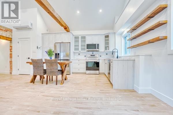 












2 - 378 NELSON STREET

,
Stratford,




Ontario
N5A2K8

