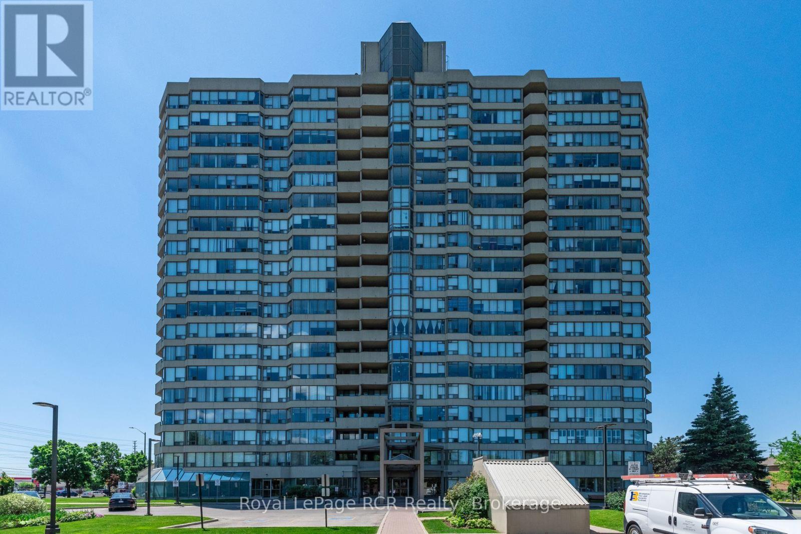 












209 - 700 CONSTELLATION DRIVE

,
Mississauga (Hurontario),




Ontario
L5R3G8

