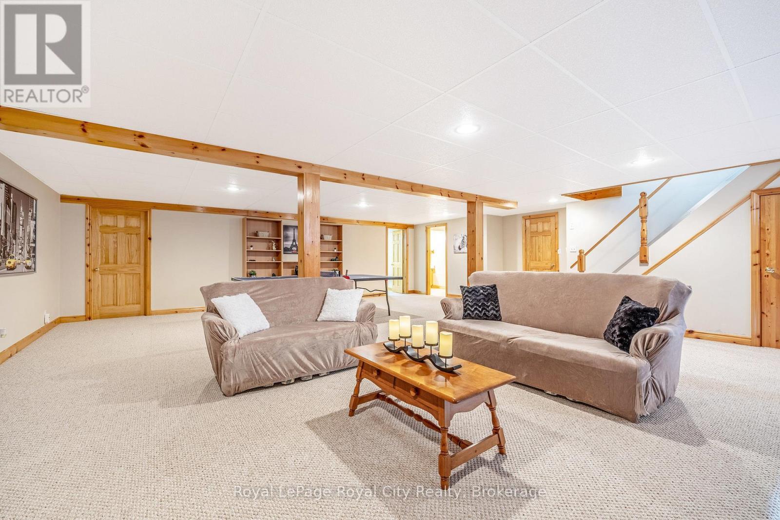 












120 BERNARDI CRESCENT

,
Guelph/Eramosa (Rockwood),




Ontario
N0B2K0

