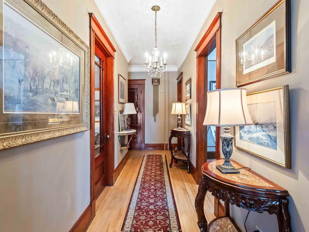 












20 Victoria Avenue

,
Weymouth,




NS
B0W 3T0

