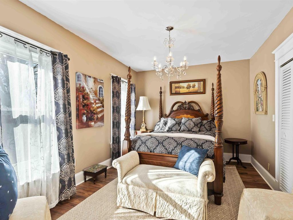 












20 Victoria Avenue

,
Weymouth,




NS
B0W 3T0

