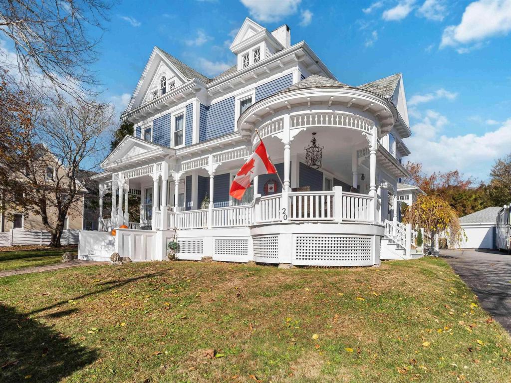 












20 Victoria Avenue

,
Weymouth,




NS
B0W 3T0

