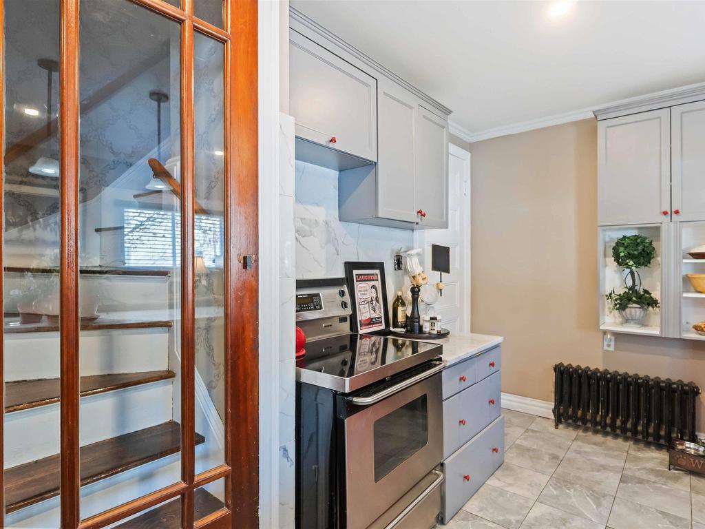 












20 Victoria Avenue

,
Weymouth,




NS
B0W 3T0

