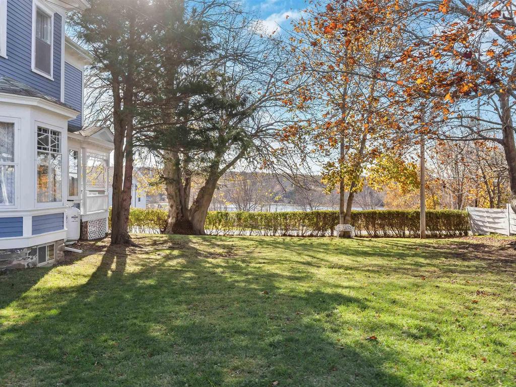 












20 Victoria Avenue

,
Weymouth,




NS
B0W 3T0

