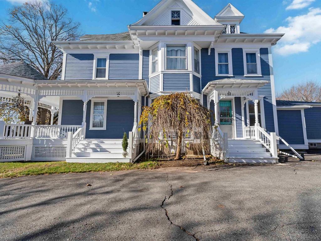 












20 Victoria Avenue

,
Weymouth,




NS
B0W 3T0

