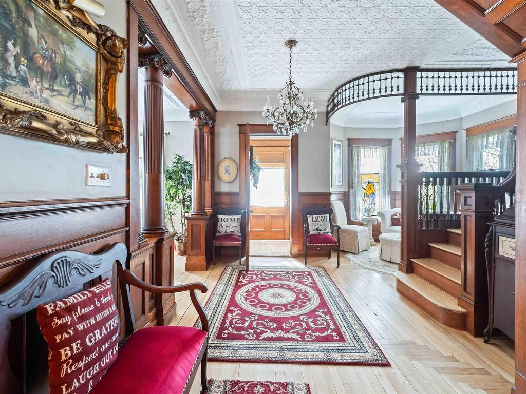 












20 Victoria Avenue

,
Weymouth,




NS
B0W 3T0

