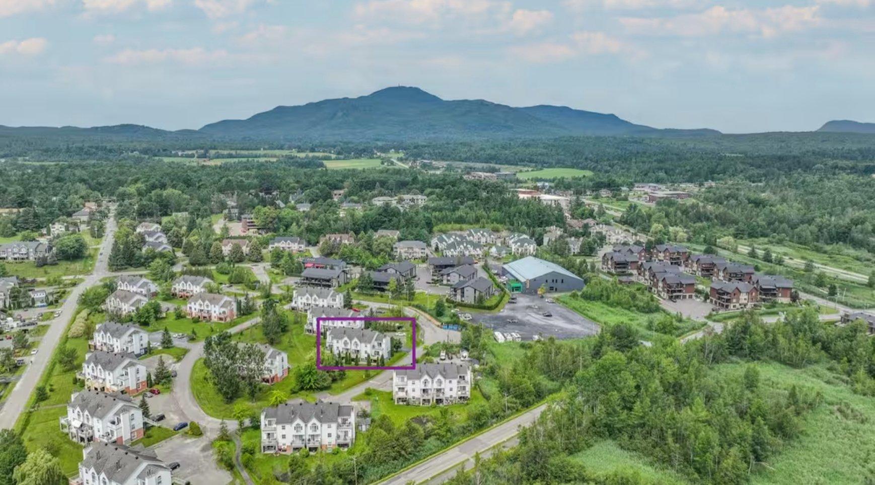 









2344


Place du Village

, 432,
Magog,




QC
J1X5Z2

