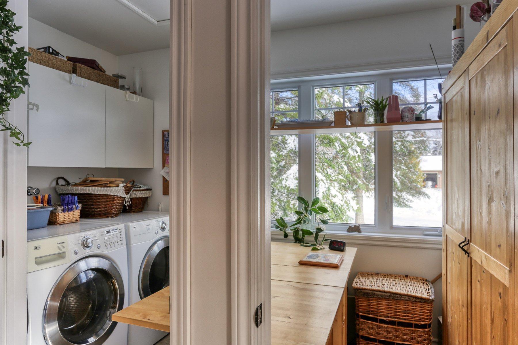 









6051


Rue des Marguerites

,
Shawinigan,




QC
G9T7C4

