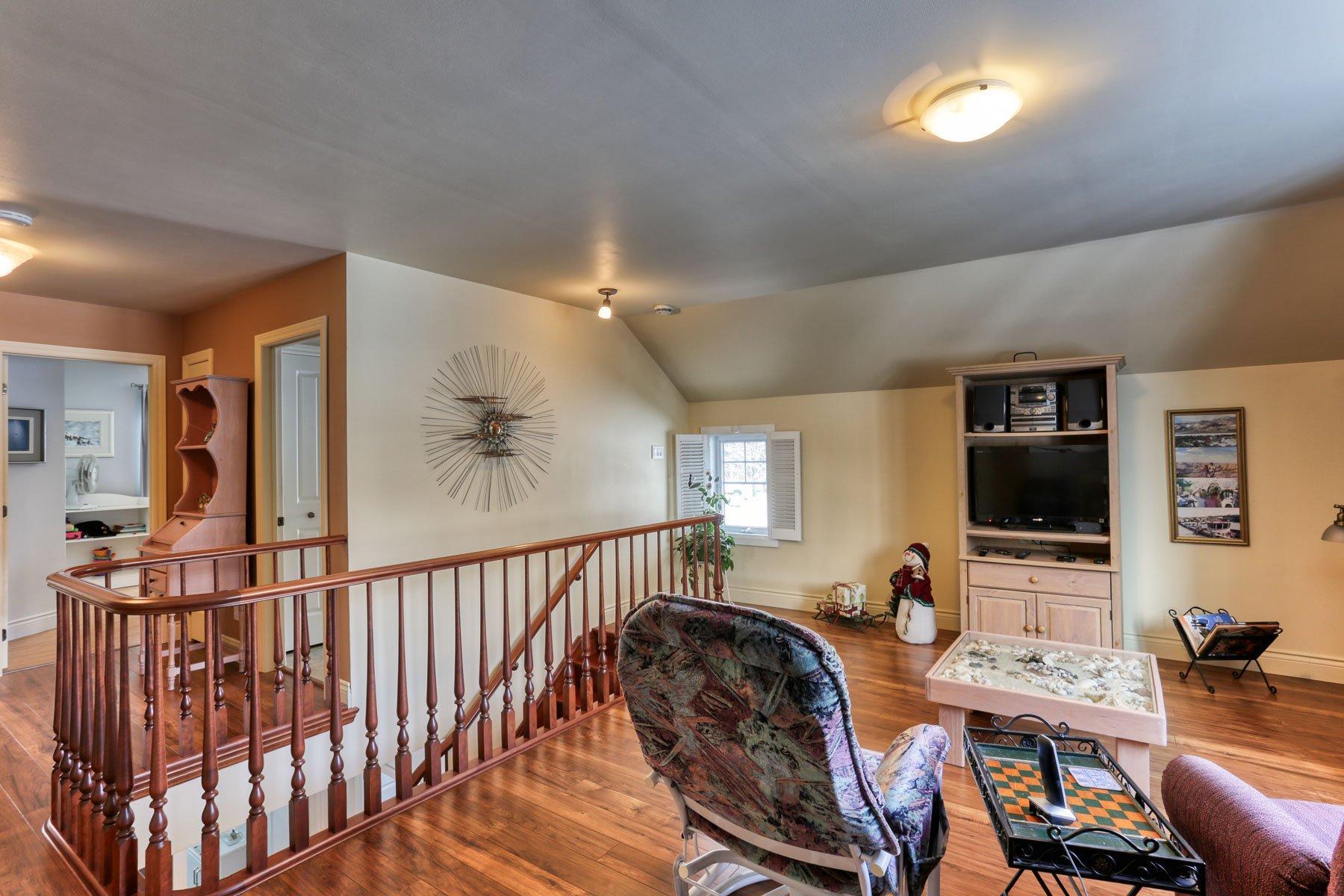 









6051


Rue des Marguerites

,
Shawinigan,




QC
G9T7C4

