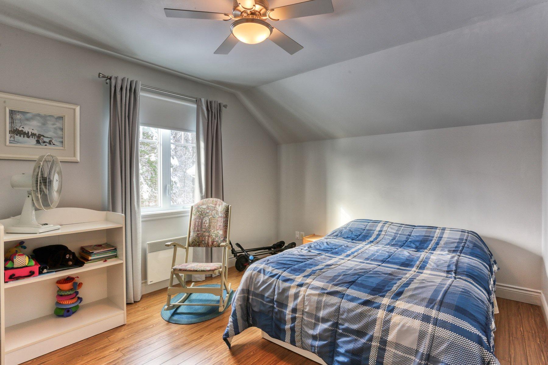 









6051


Rue des Marguerites

,
Shawinigan,




QC
G9T7C4

