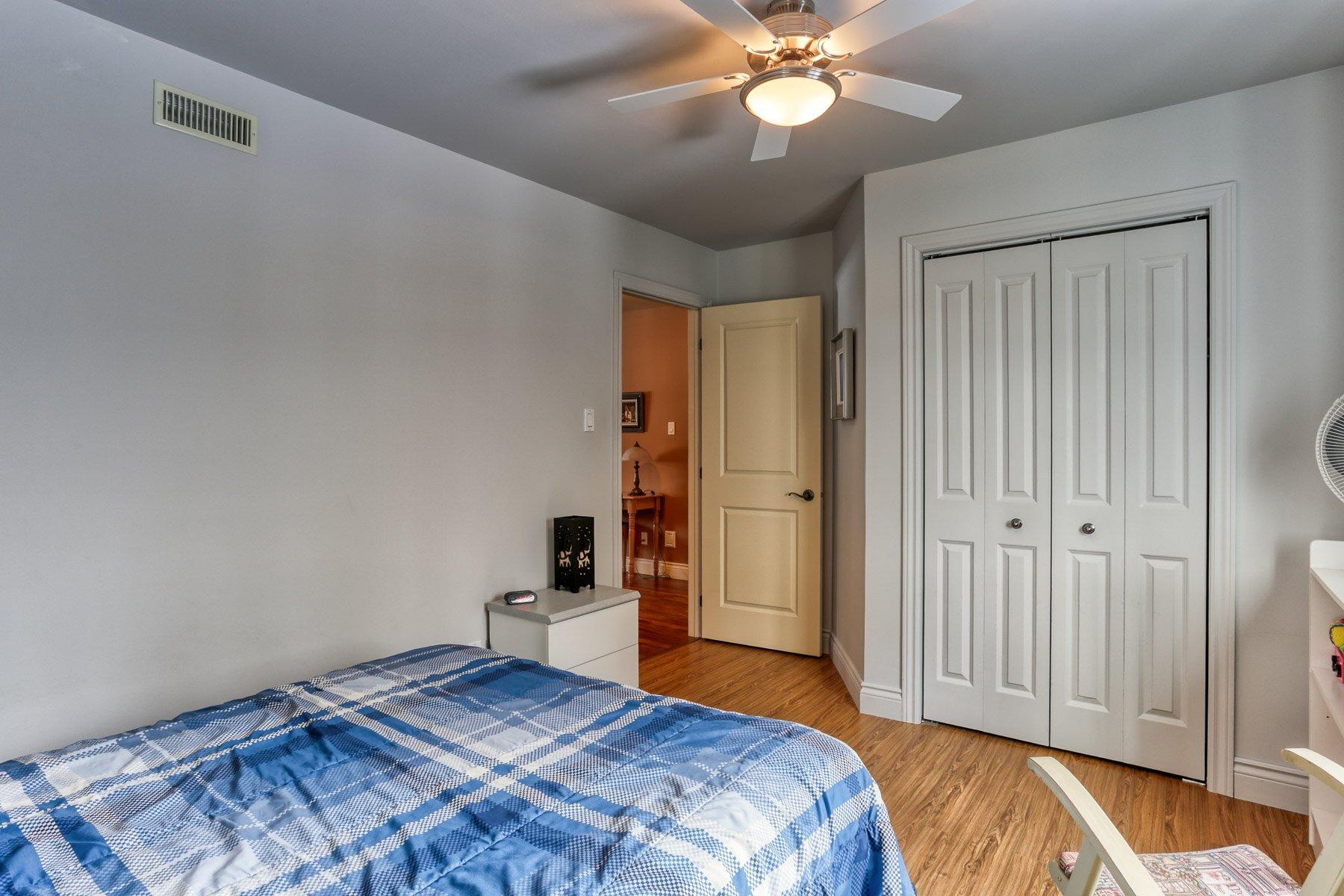 









6051


Rue des Marguerites

,
Shawinigan,




QC
G9T7C4

