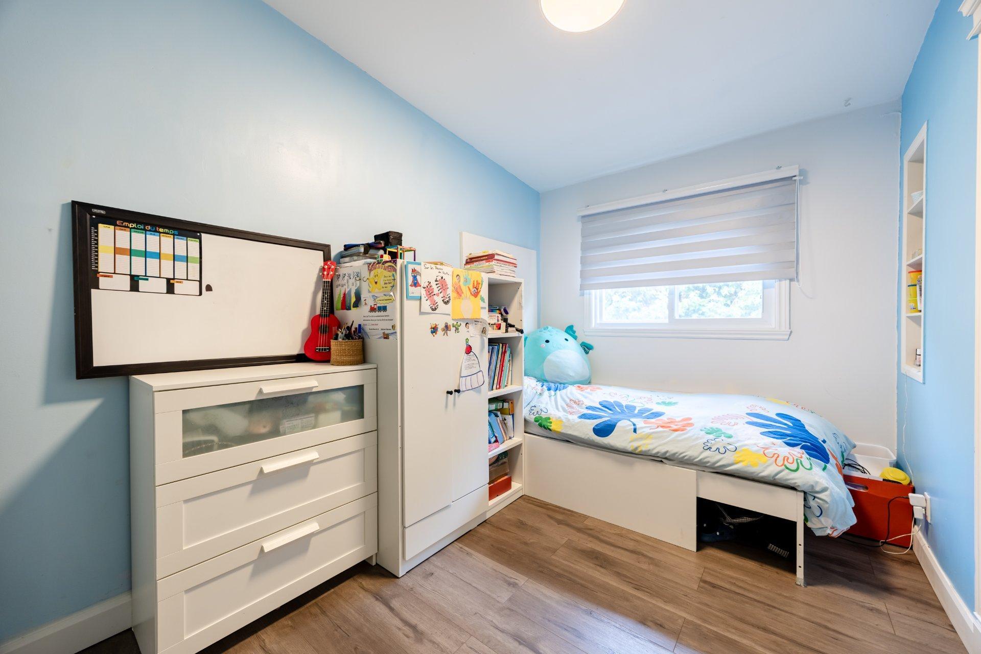 









204


5e Avenue

,
Laval (Laval-des-Rapides),




QC
H7N4M6

