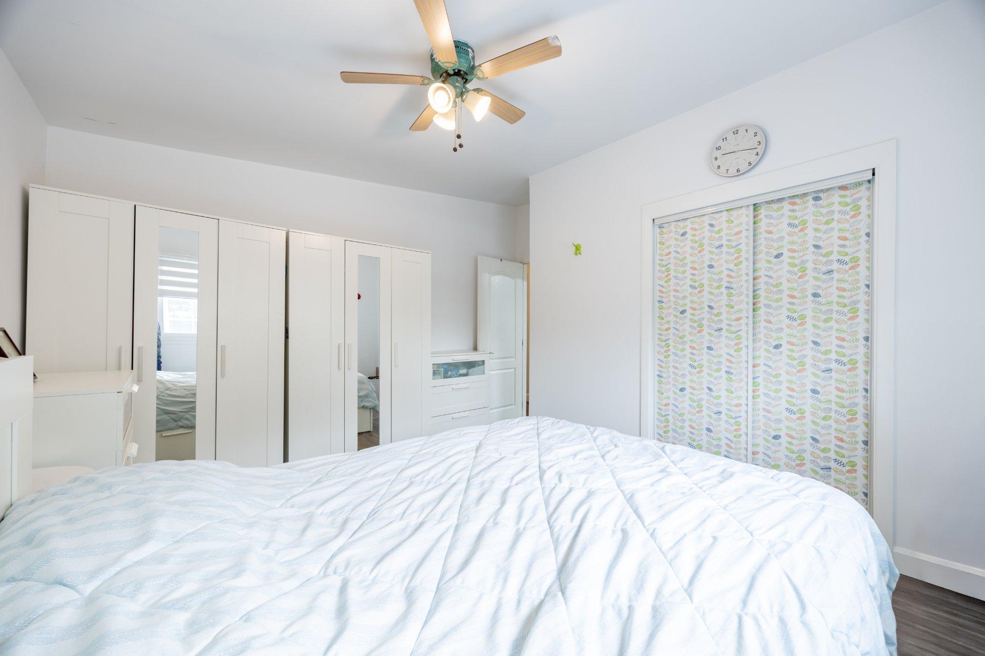 









204


5e Avenue

,
Laval (Laval-des-Rapides),




QC
H7N4M6

