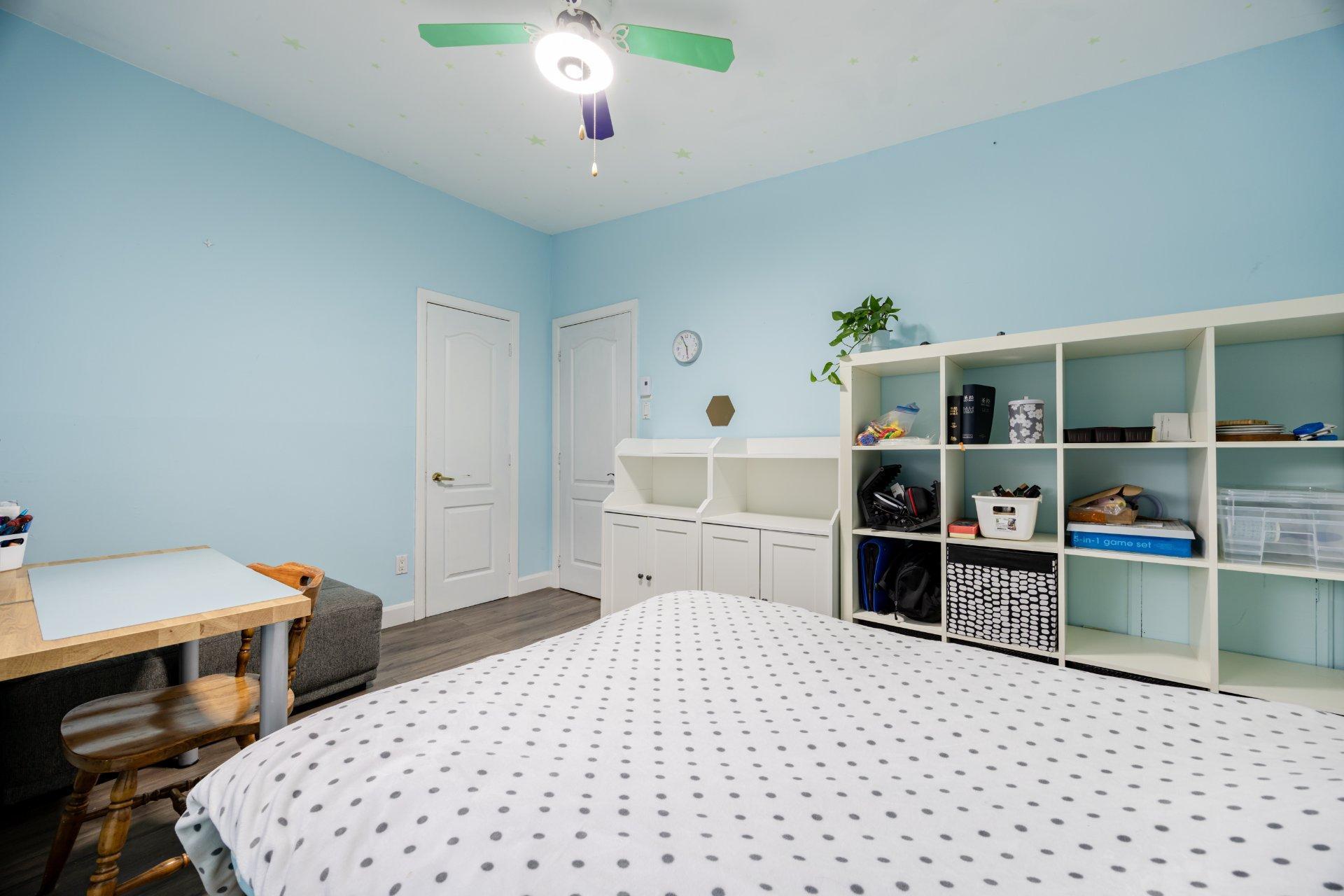 









204


5e Avenue

,
Laval (Laval-des-Rapides),




QC
H7N4M6

