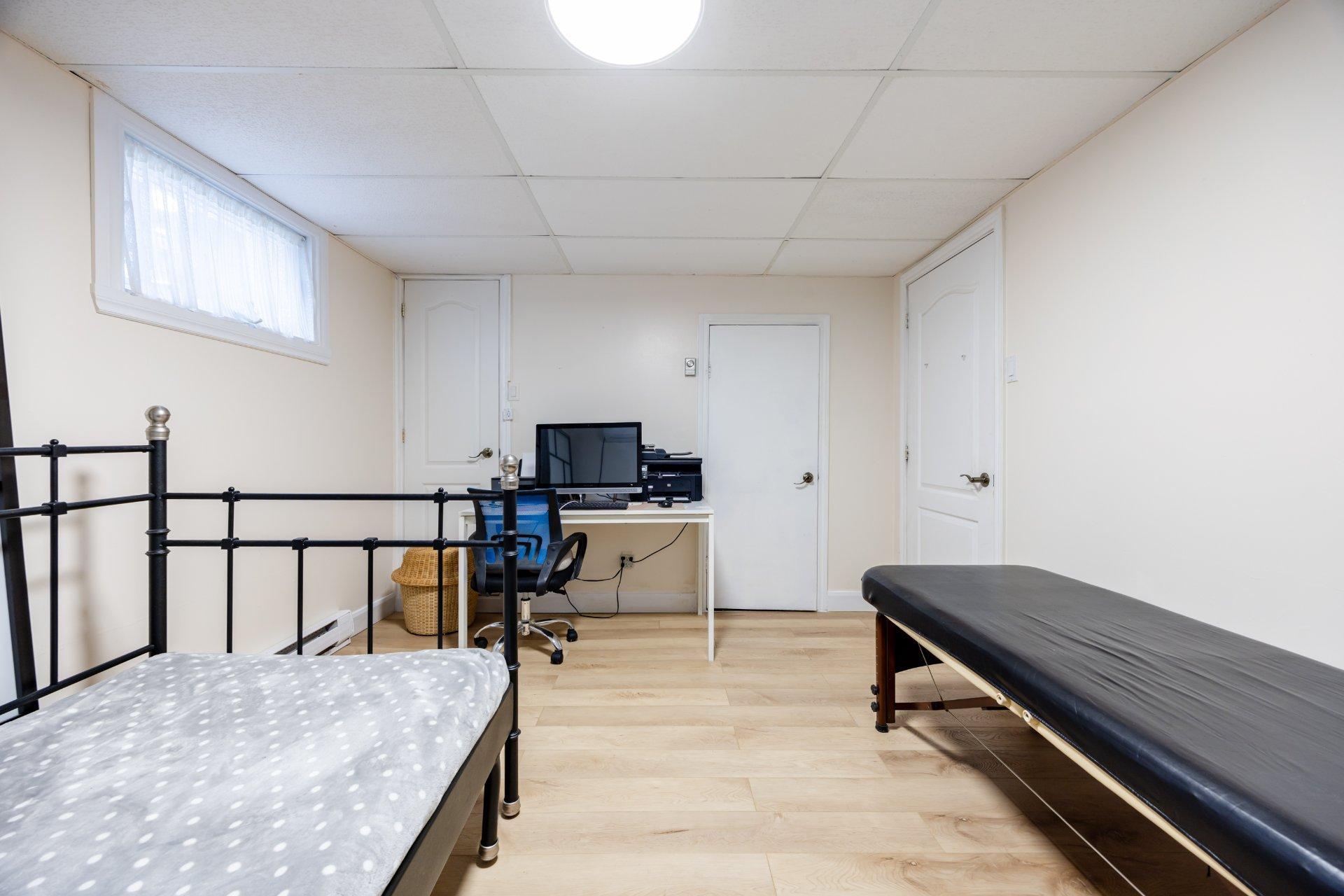 









204


5e Avenue

,
Laval (Laval-des-Rapides),




QC
H7N4M6

