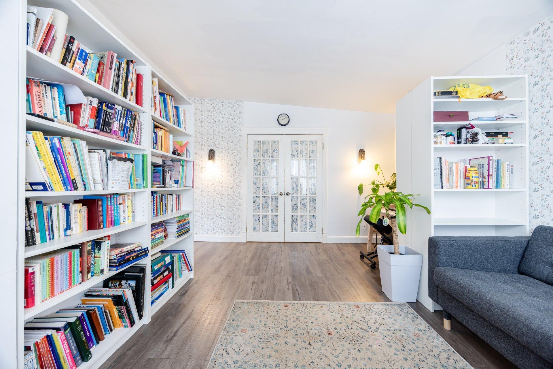 









204


5e Avenue

,
Laval (Laval-des-Rapides),




QC
H7N4M6

