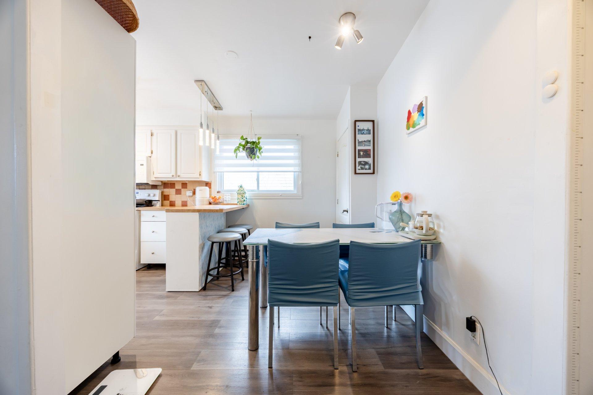 









204


5e Avenue

,
Laval (Laval-des-Rapides),




QC
H7N4M6

