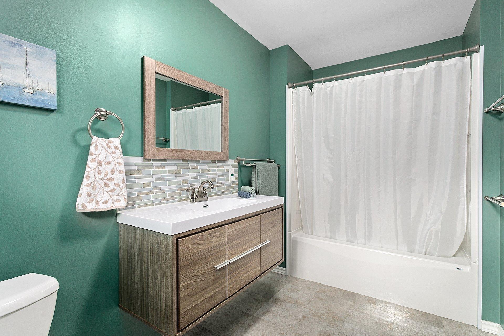 









7


Av. Maple Grove

,
Bristol,




QC
J0X1G0

