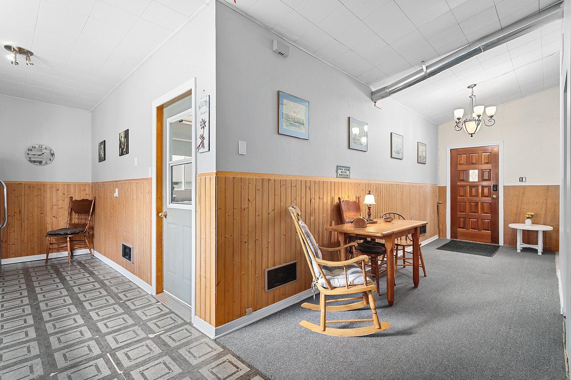 









7


Av. Maple Grove

,
Bristol,




QC
J0X1G0

