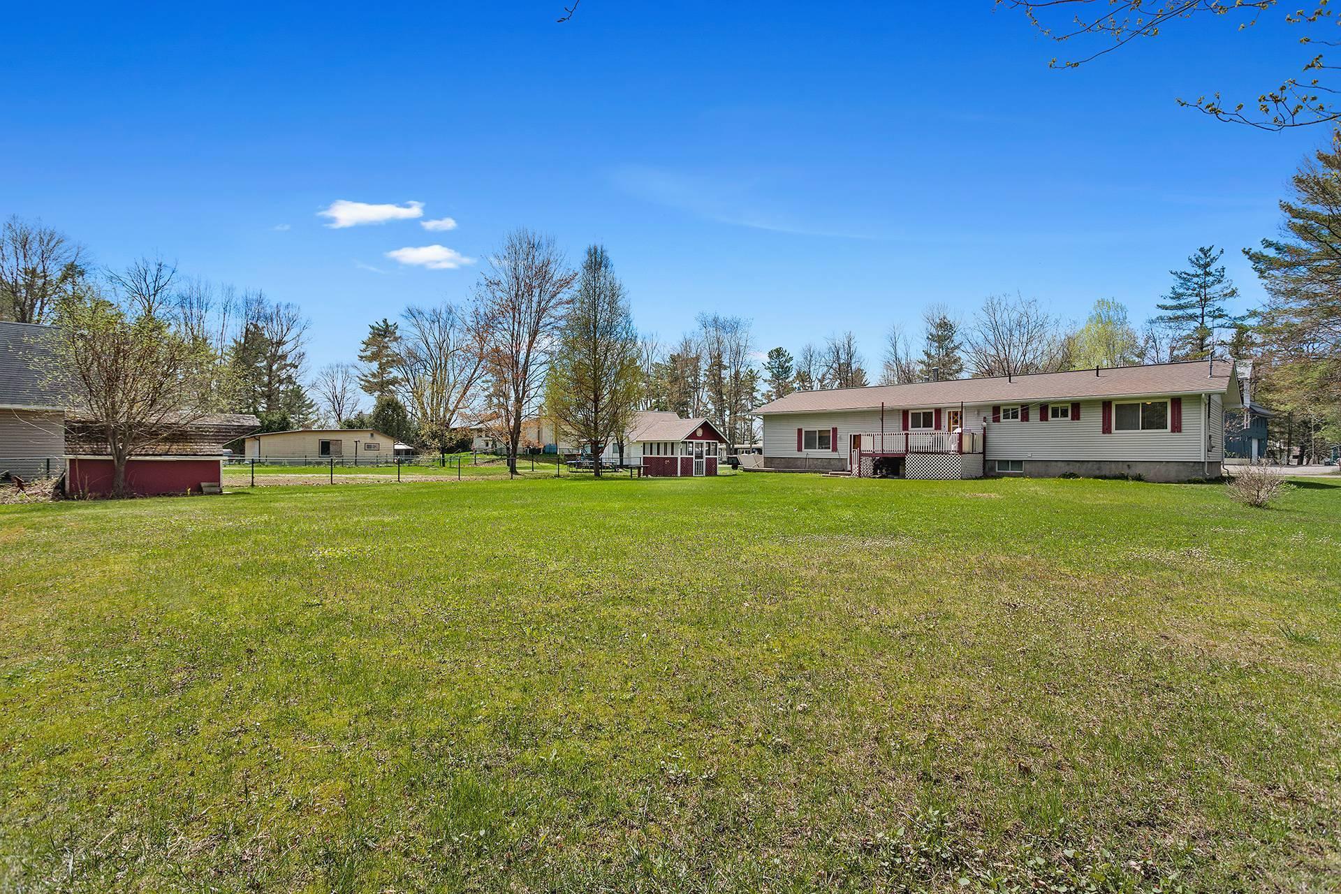 









7


Av. Maple Grove

,
Bristol,




QC
J0X1G0

