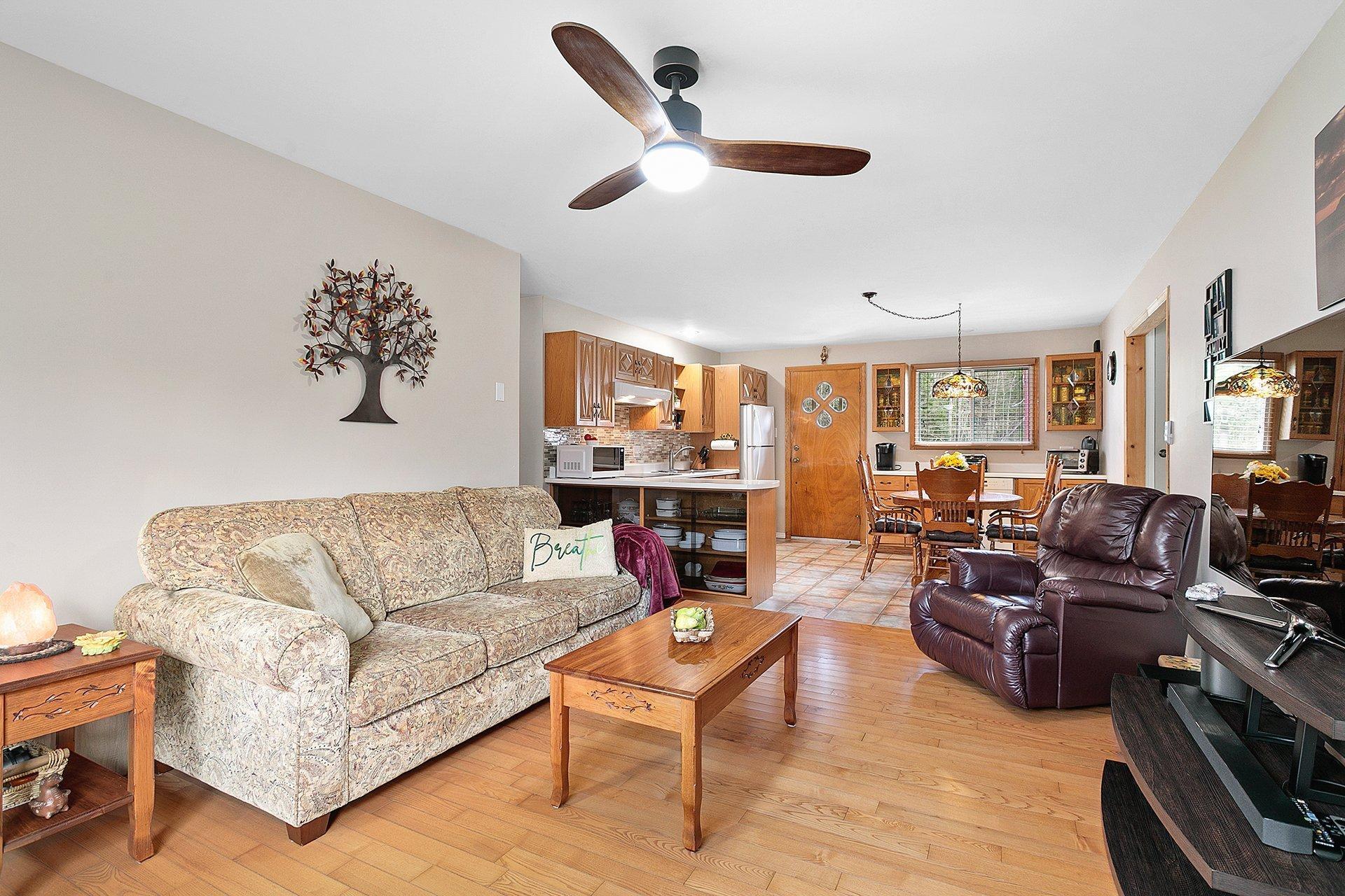 









7


Av. Maple Grove

,
Bristol,




QC
J0X1G0

