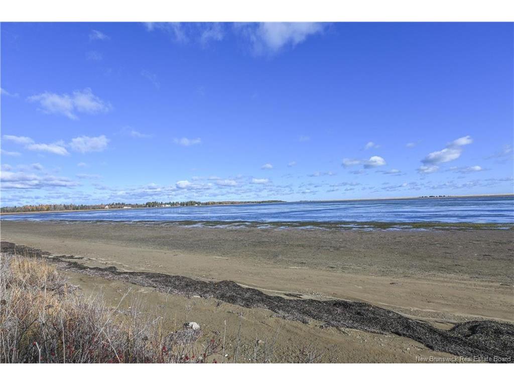 









328


chemin Mclaughlin

RD,
Pointe-à-Bouleau,




NB
E1X 2G2

