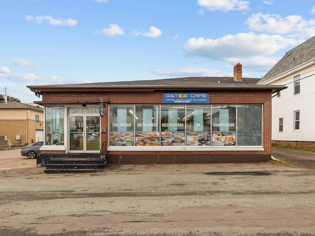 












30 Spring Street

,
Summerside,




PE
C1N 3E1

