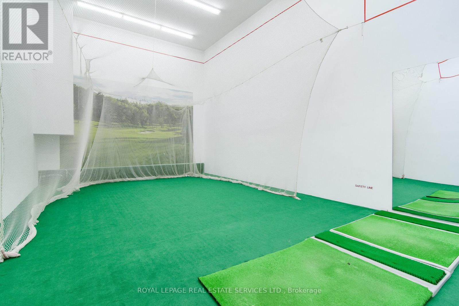 












306 - 2180 MARINE DRIVE

,
Oakville,




Ontario
L6L5V2

