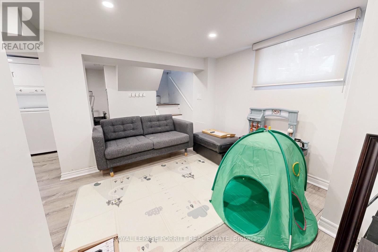 












217 ALDERBRAE AVENUE

,
Toronto,




Ontario
M8W4K4

