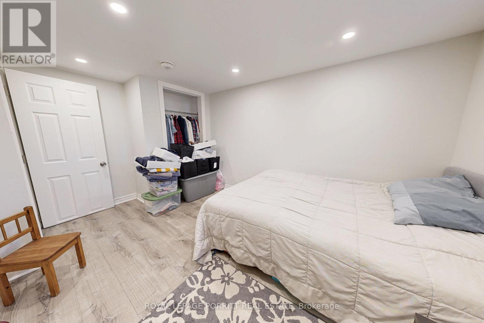 












217 ALDERBRAE AVENUE

,
Toronto,




Ontario
M8W4K4

