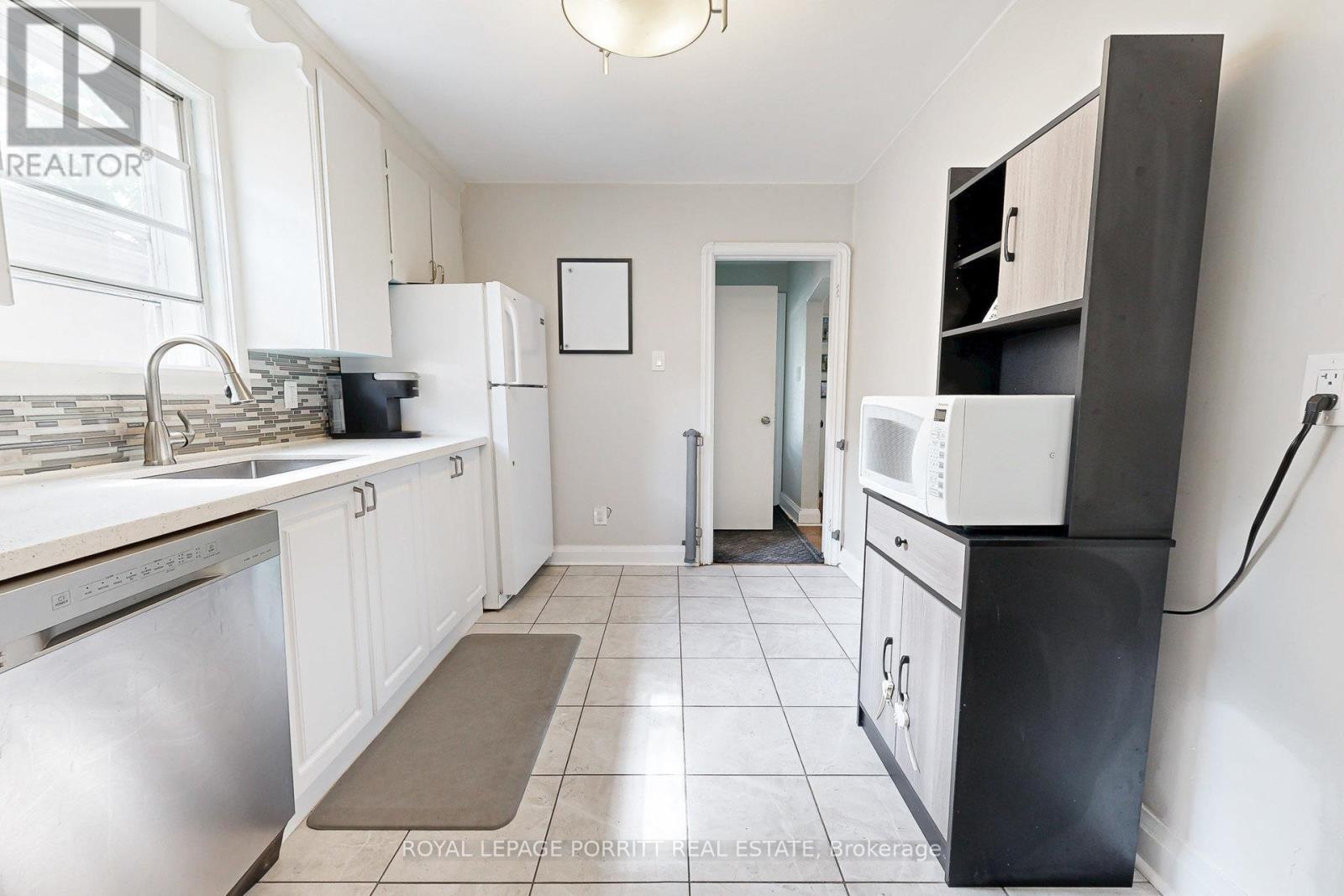 












217 ALDERBRAE AVENUE

,
Toronto,




Ontario
M8W4K4

