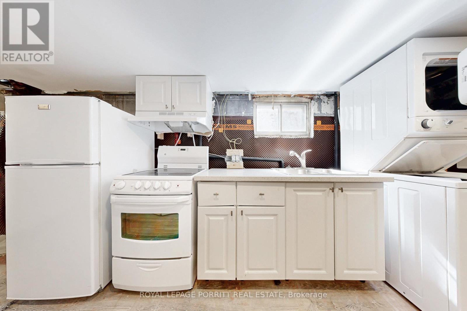 












217 ALDERBRAE AVENUE

,
Toronto,




Ontario
M8W4K4

