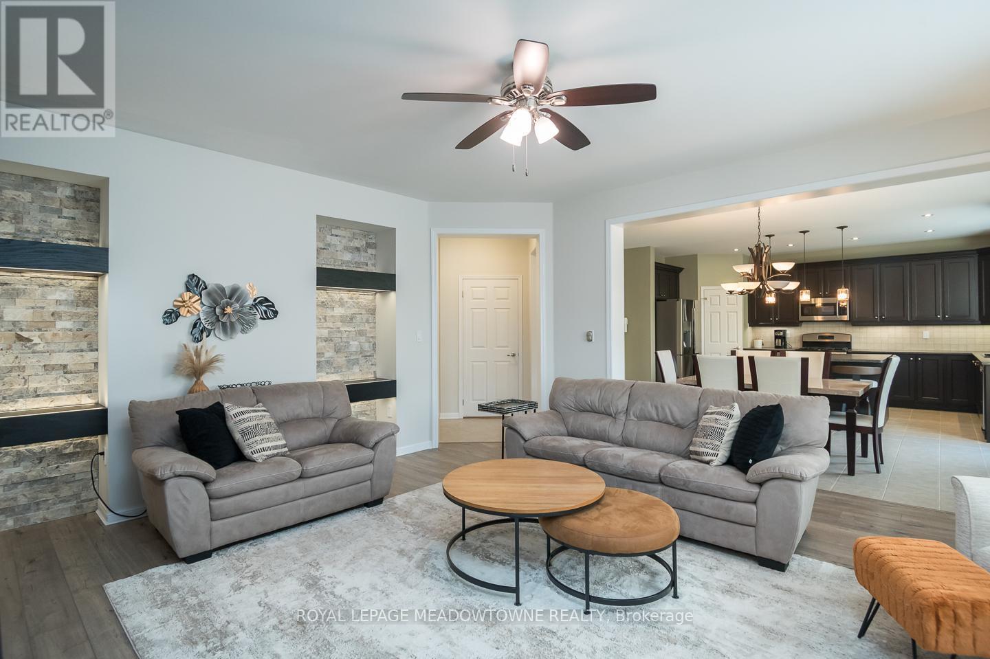 












720 LINGEN CRESCENT

,
Milton,




Ontario
L9T0E5

