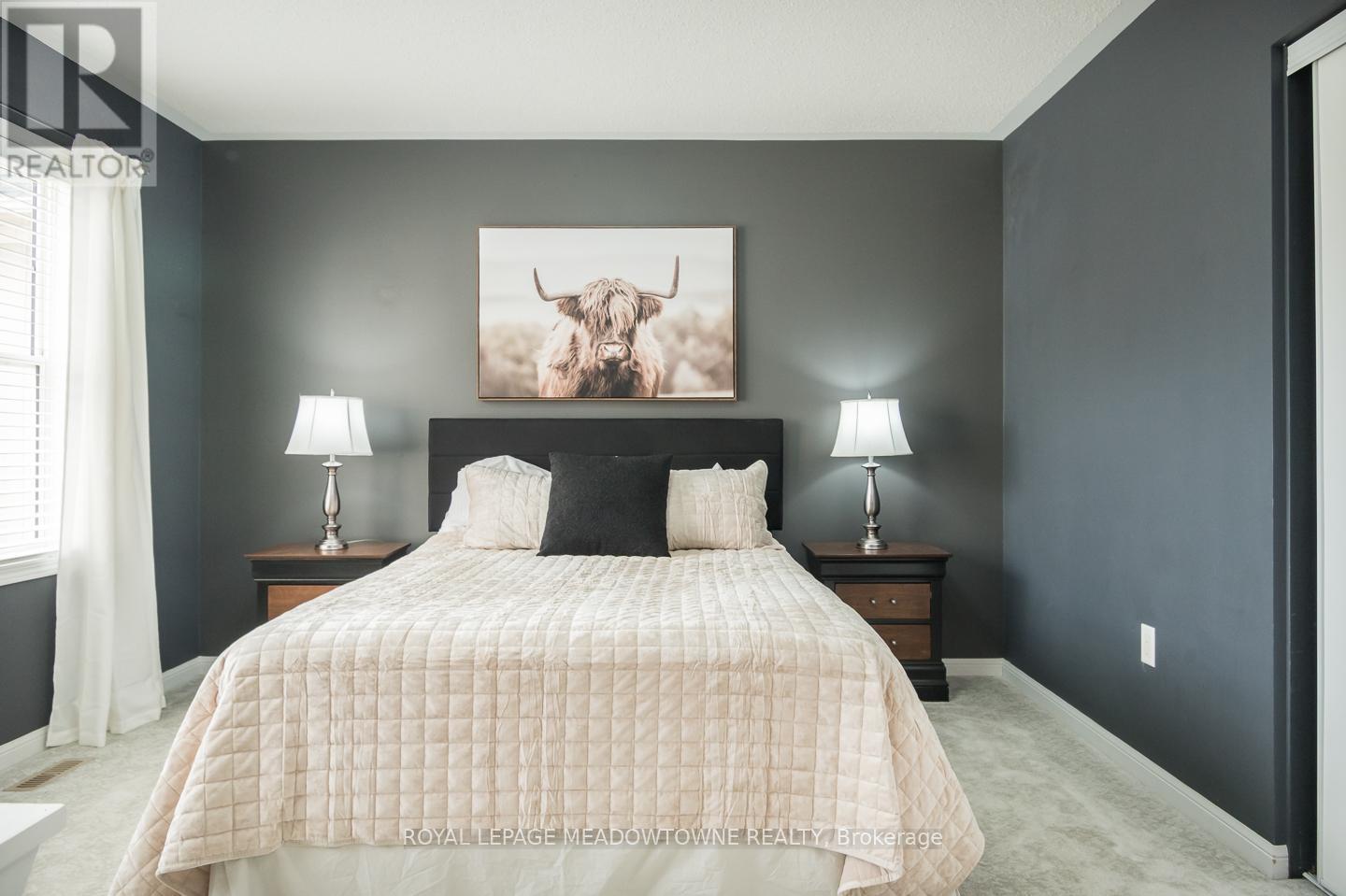 












720 LINGEN CRESCENT

,
Milton,




Ontario
L9T0E5

